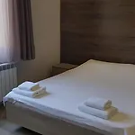 гювийски 3* 사파레바바냐