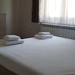 гювийски 게스트하우스